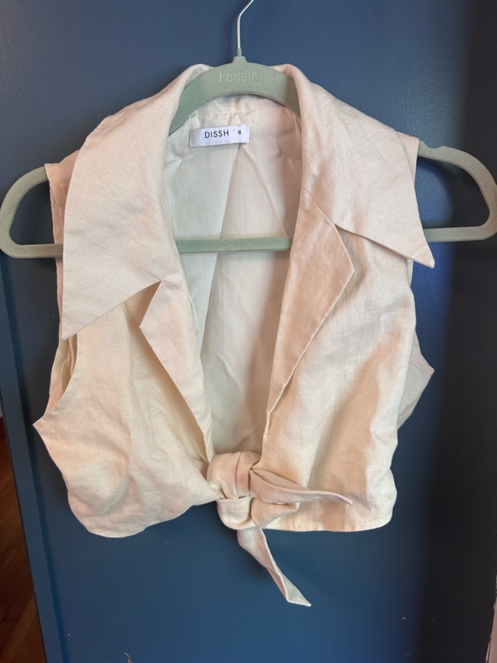 DISSH cream Tie-Front Crop Top
